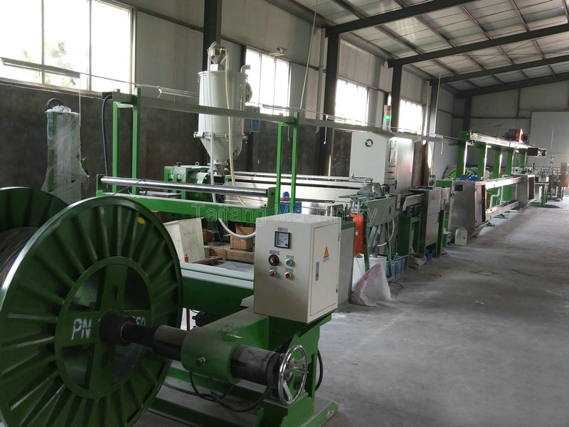100型（xíng）輻照橡膠護套押出機